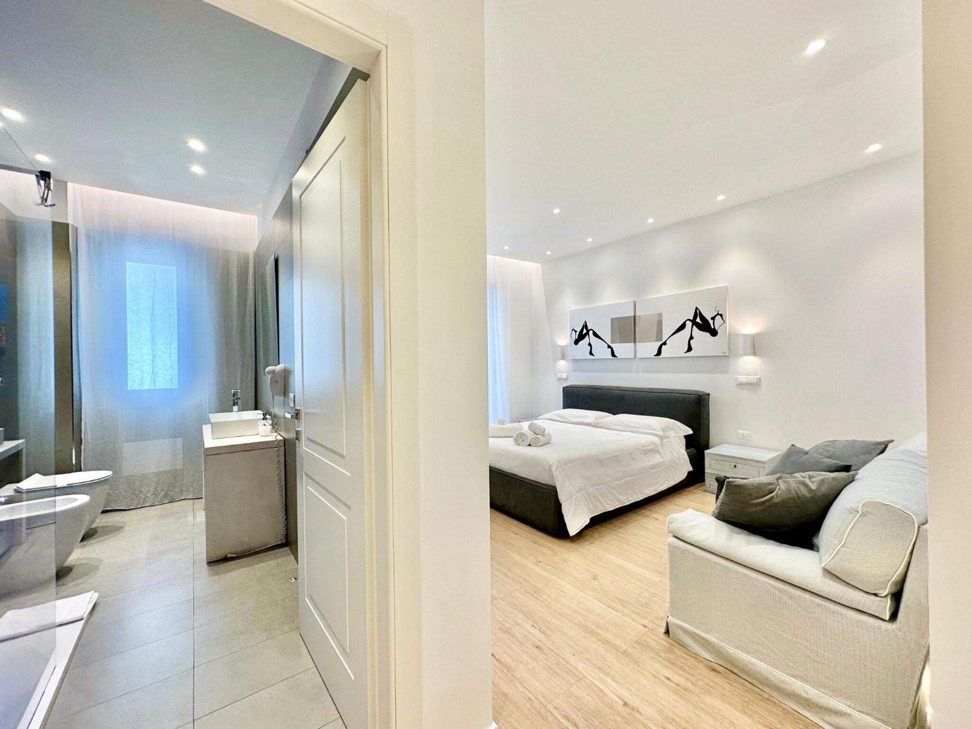 Spacious House In The Heart Of Cagliari With Terrace Villa Kültér fotó
